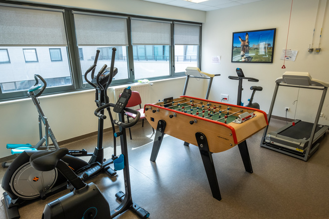 Salle destinée à l'activité physique adaptée